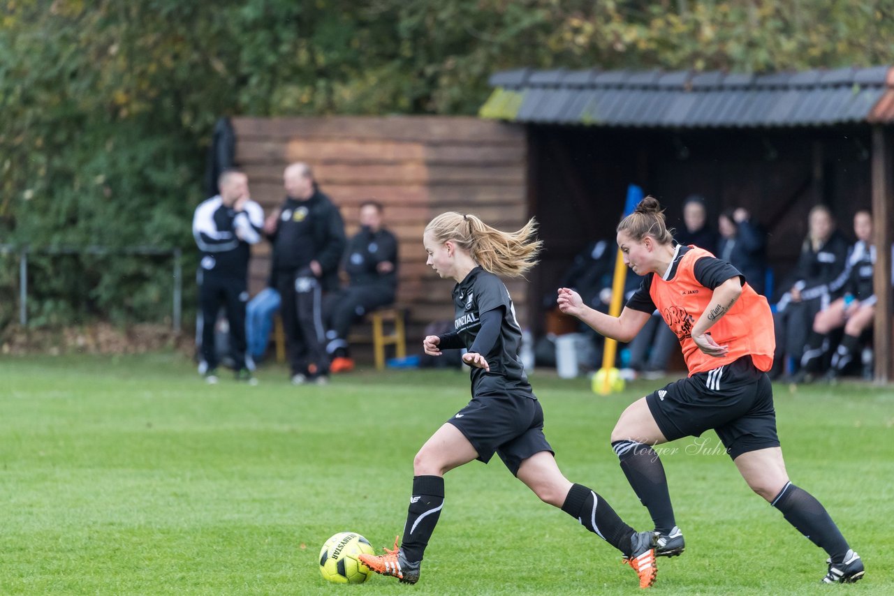 Bild 230 - Frauen TSV Wiemersdorf - VfR Horst : Ergebnis: 0:7